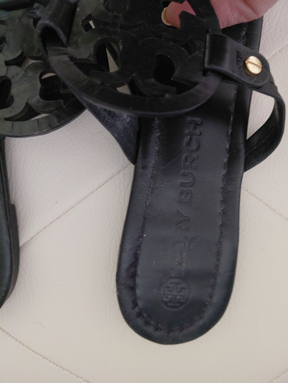 Tory Burch Black Miller Logo Thong Sandals - Picture 3 of 3